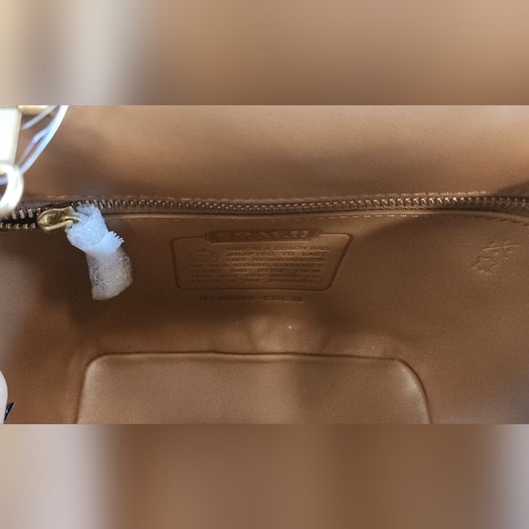 Coach Kisslock 16 Rainbow Ombre Crystal - Picture 15 of 15